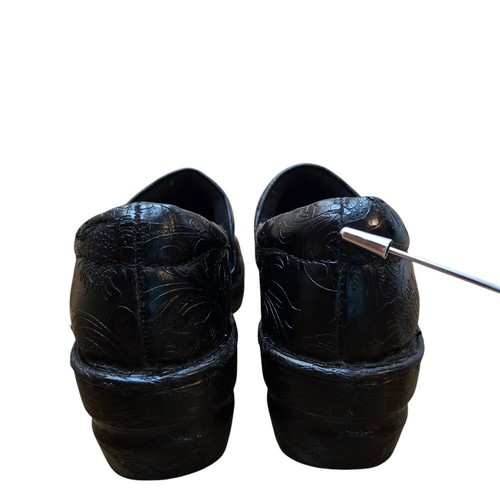 Bolo Womens Black Embossed Leather Clogs Nursing Shoes Sz 8.5 M/W - Picture 8 of 13