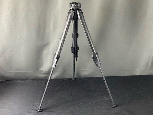 Peak Design Carbon Fiber Travel Tripod - Picture 2 of 9