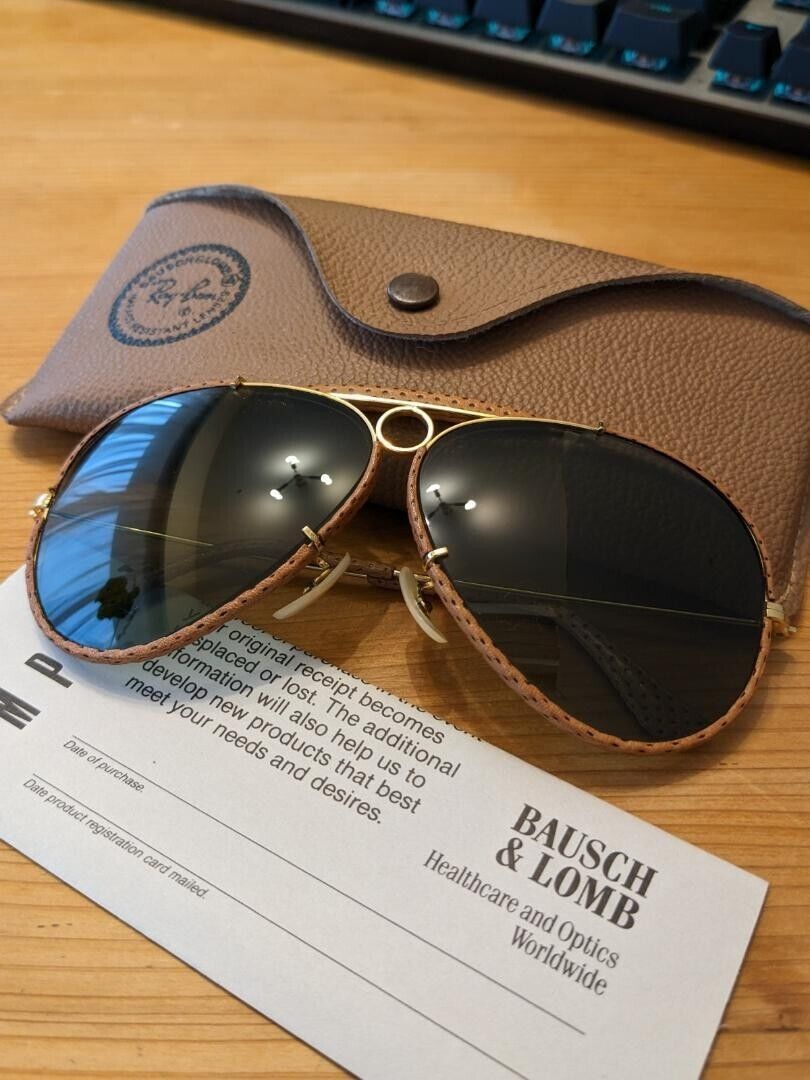 B&L RayBan Vintage Shooter Punching Leather Frame 90's Used B&L RayBan Vintage Shooter Punching Leather Frame 90's Used