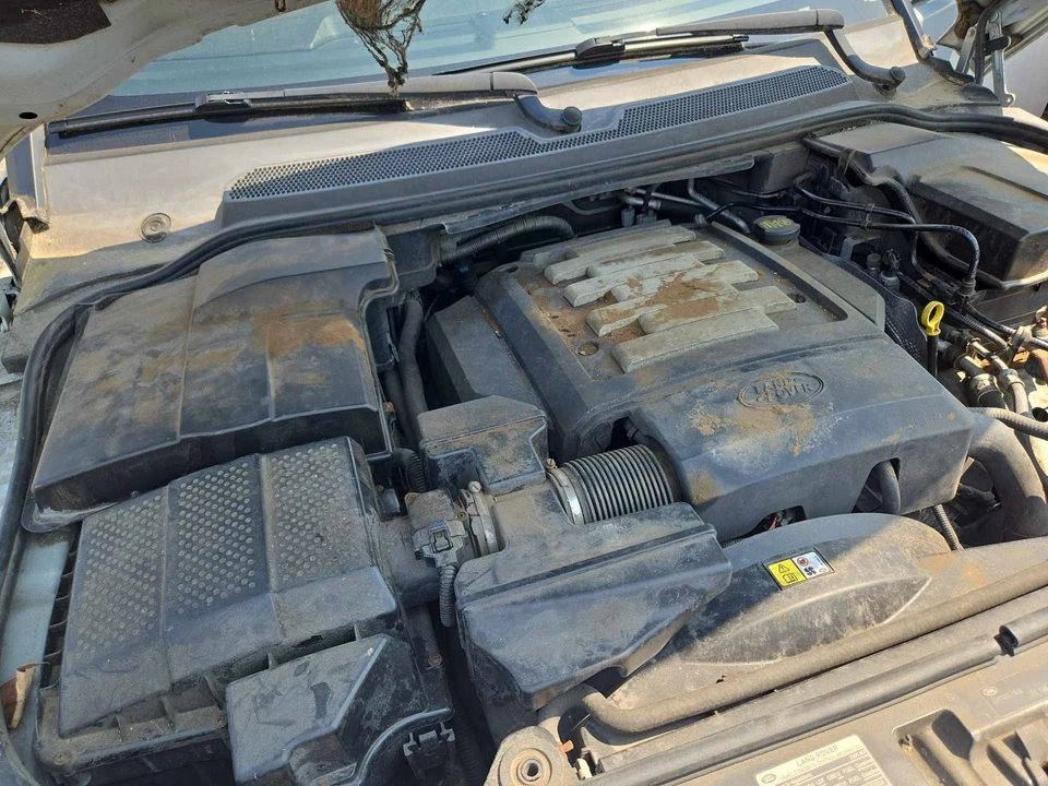 Used Engine Complete Assembly fits: 2008 Land rover Lr3 4.4L VIN 5 7th digit 8 c - Image 3 of 4