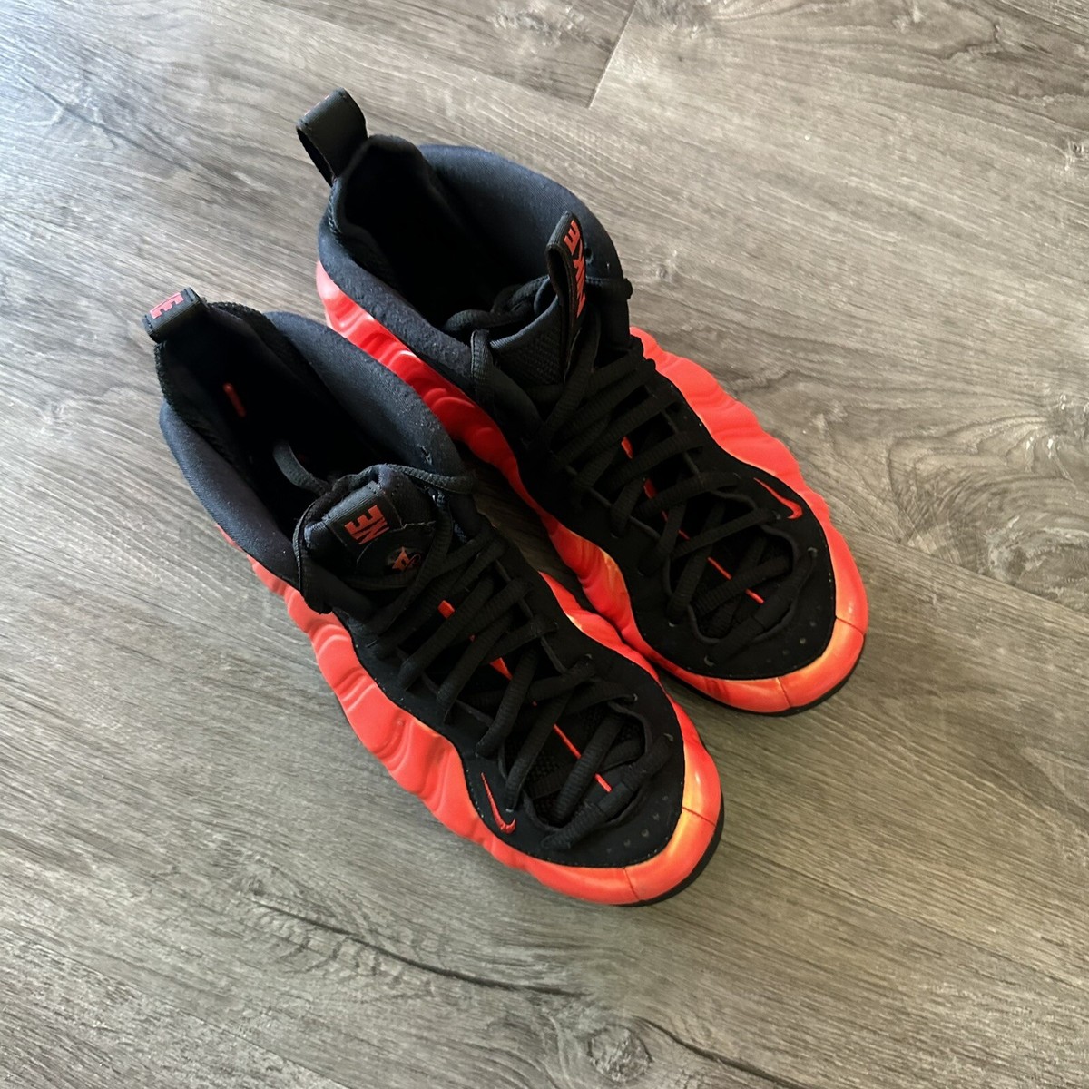 Nike Air Foamposite One 2018 Habanero Red Shoes Size 9.5 laced Up( 31499-601)... Air Foamposite One  main image 2
