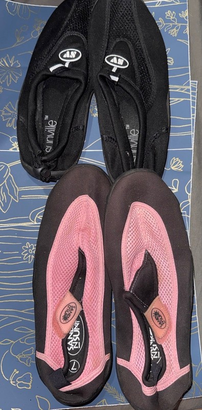 🌸2 Pairs Of Water Shoes Sunville Black Sz 8 Sand N Sun Pink Black Sz 7