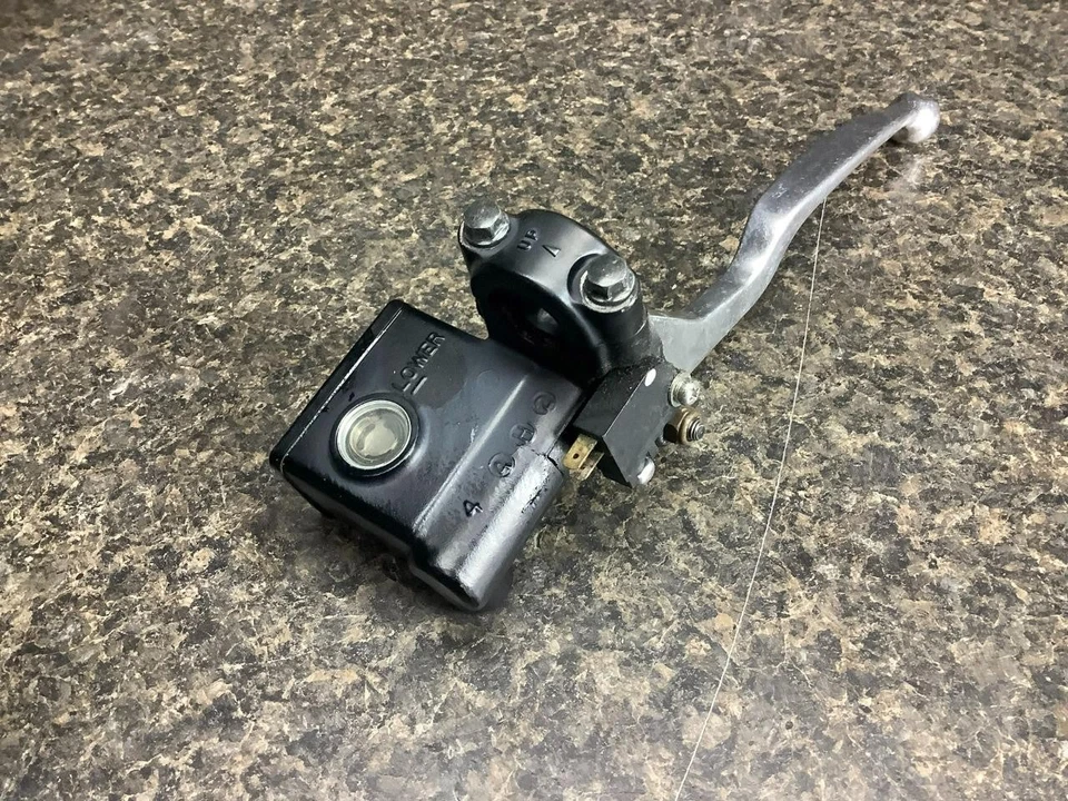 15 Cilindro maestro de freno delantero Suzuki TU250X TU250 TU 250X 26L Foto 3 de 3