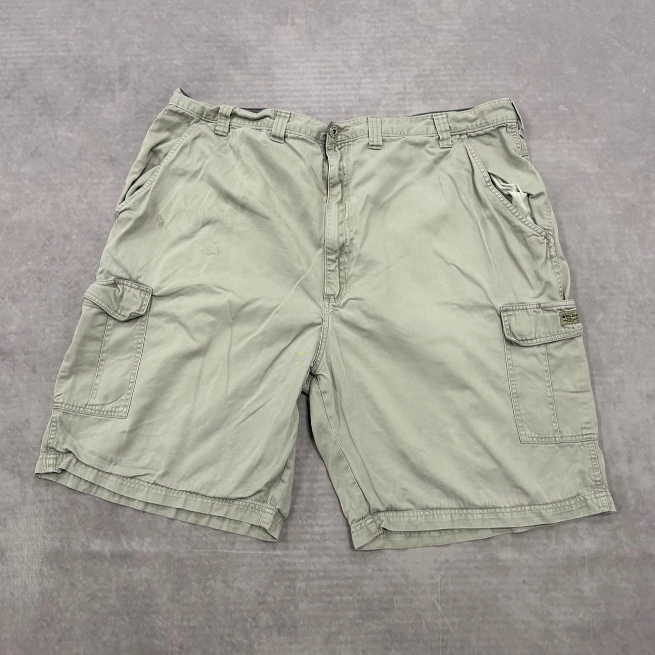 Wrangler Shorts cargo shorts Men's 44
