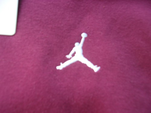 NWT Jordan Brand Girls M hooded pullover, maroon, pockets, $45, cotton blend - Picture 3 of 5