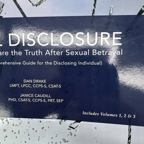 Full Disclosure: How to Share the Truth After Sexual Betrayal - Foto 3 di 5