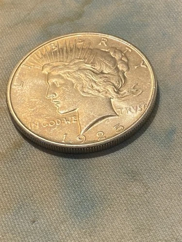1925P Peace Silver Dollar Brilliant Uncirculated