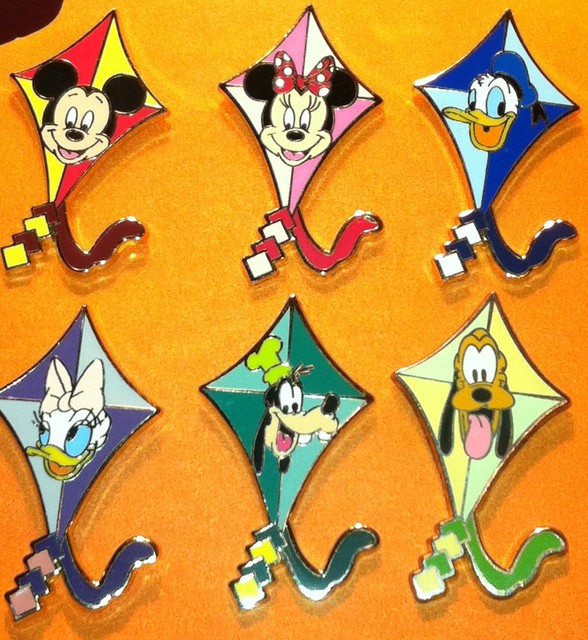 Disneyland Complete Set of Kites Cast Lanyard Series 2.5 Pin Pins eBay