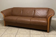 Ekornes Stressless ‘Manhattan’ Leather Sofa Norway Living Room Furniture MCM