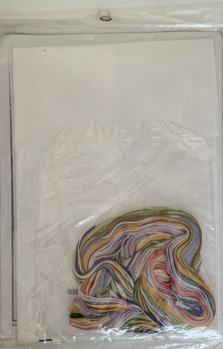 Kit de punto de cruz contado Bucilla spray floral fresco 40668 Nancy Rossi sellado - Imagen 3 de 5
