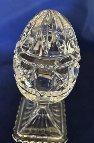 Beautiful Large Crystal Egg - Picture 2 of 4