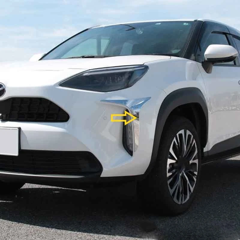 Cuchillo de viento para parachoques delantero ABS plateado de buena calidad para Toyota Yaris Cross 2021 Foto 2 de 3