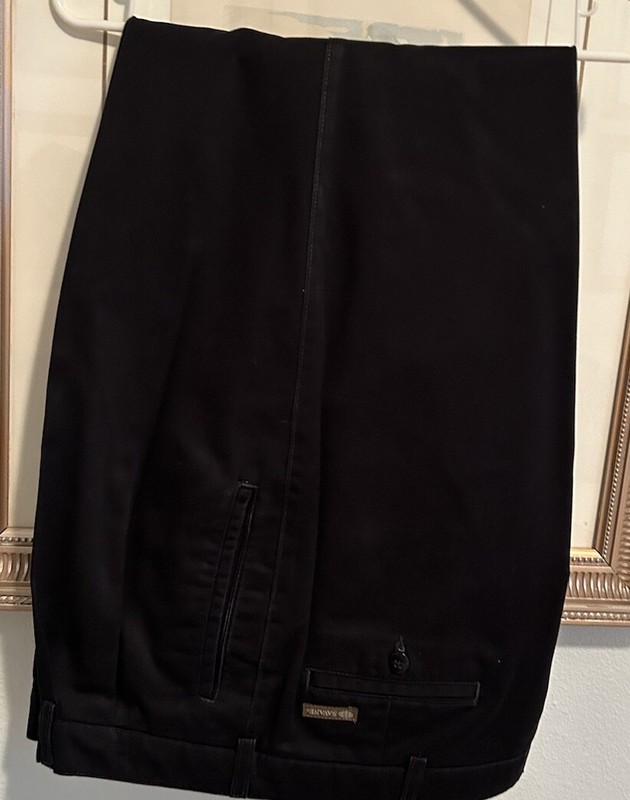 SAVANE Men’s 40 x 30 Black Slacks Pants Pleated Cuffed Bottom GUC