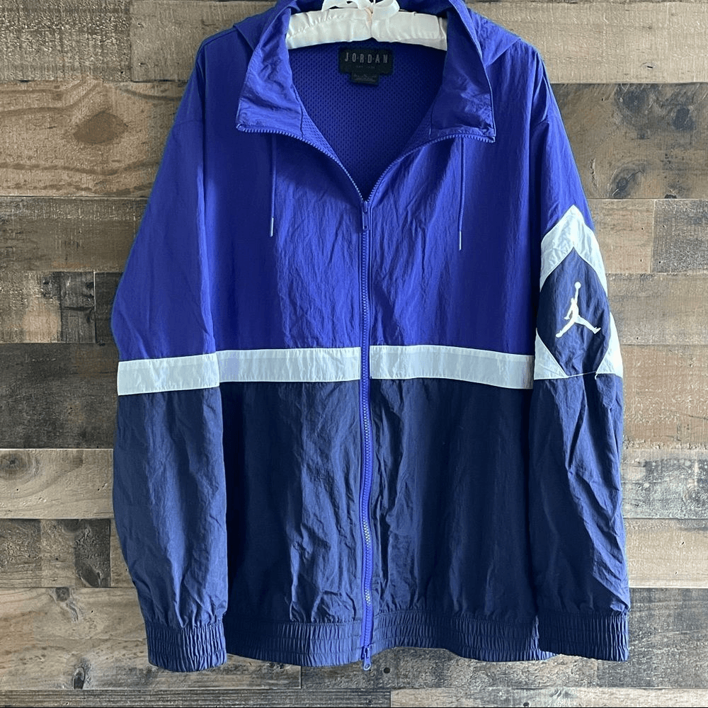 ジャケット・アウター AIR JORDAN Nike Air Jordan Retro 4 Windbreaker Jacket Cement Grey Black