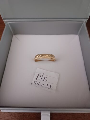 Mens Wedding Band Ring 14k Gold, Never Worn, Size 12