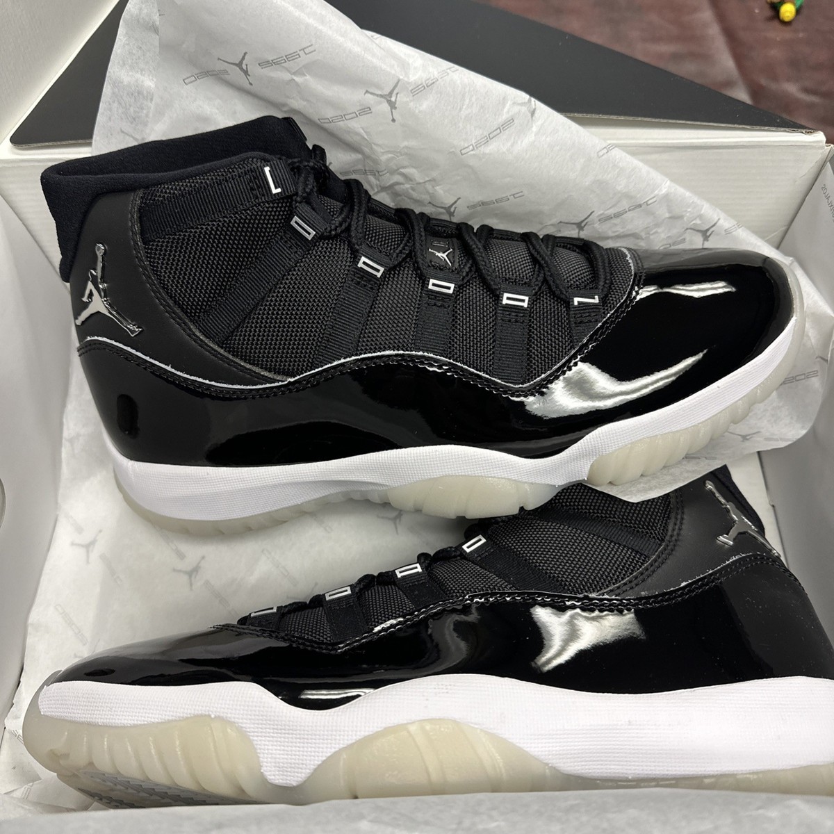バビロン Air Jordan Retro 11 Jubilee CT8012-011 Size 10.5 Brand New