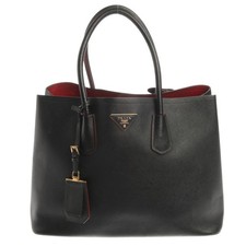 Prada Schultertasche Schwarz Gut
