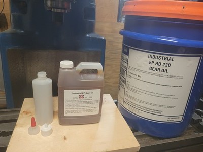 EP Gear Oil ISO-220, AGMA 5 EP  - 32 oz jug with dispenser