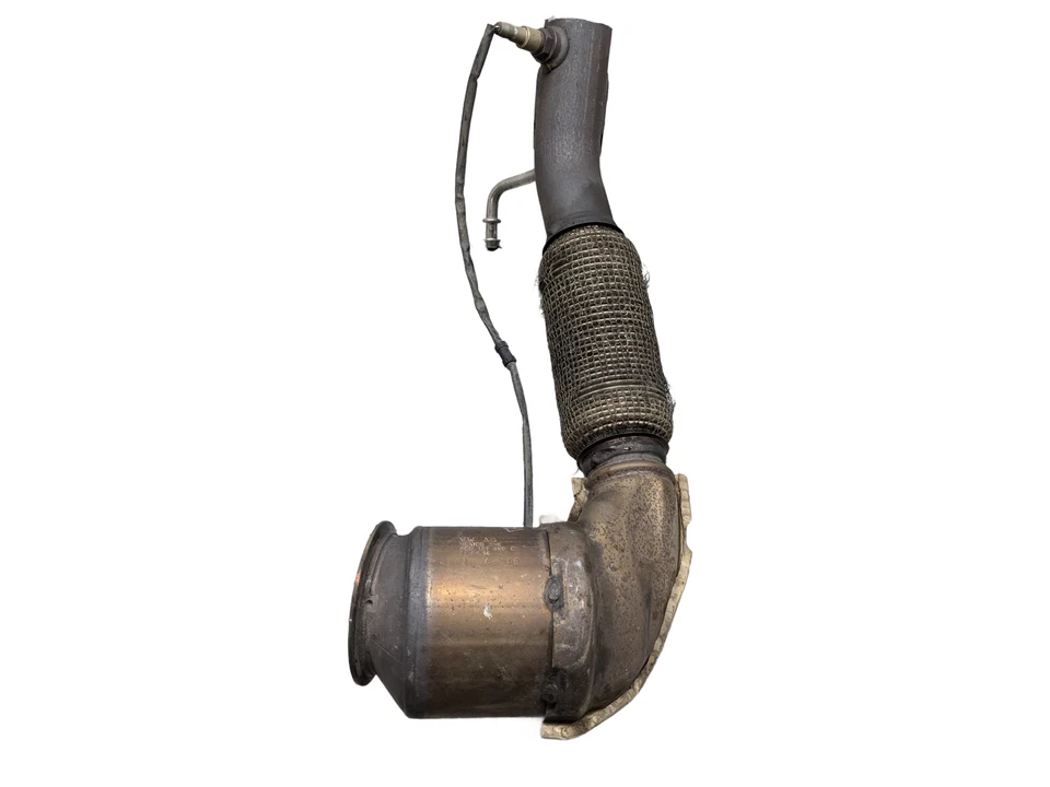 2010 - 2015 Volkswagen Passat Oem Exhaust Manifold Downpipe - Image 3 of 4