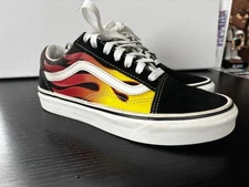 Vans Old Skool Style with Flames (M5/W6.5)