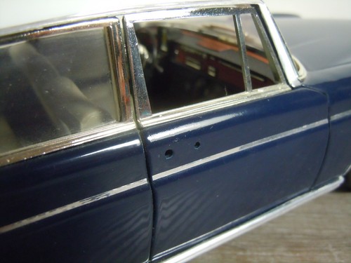Mercedes 300SE - Revell 1:18 *60825 - Bild 5 von 7