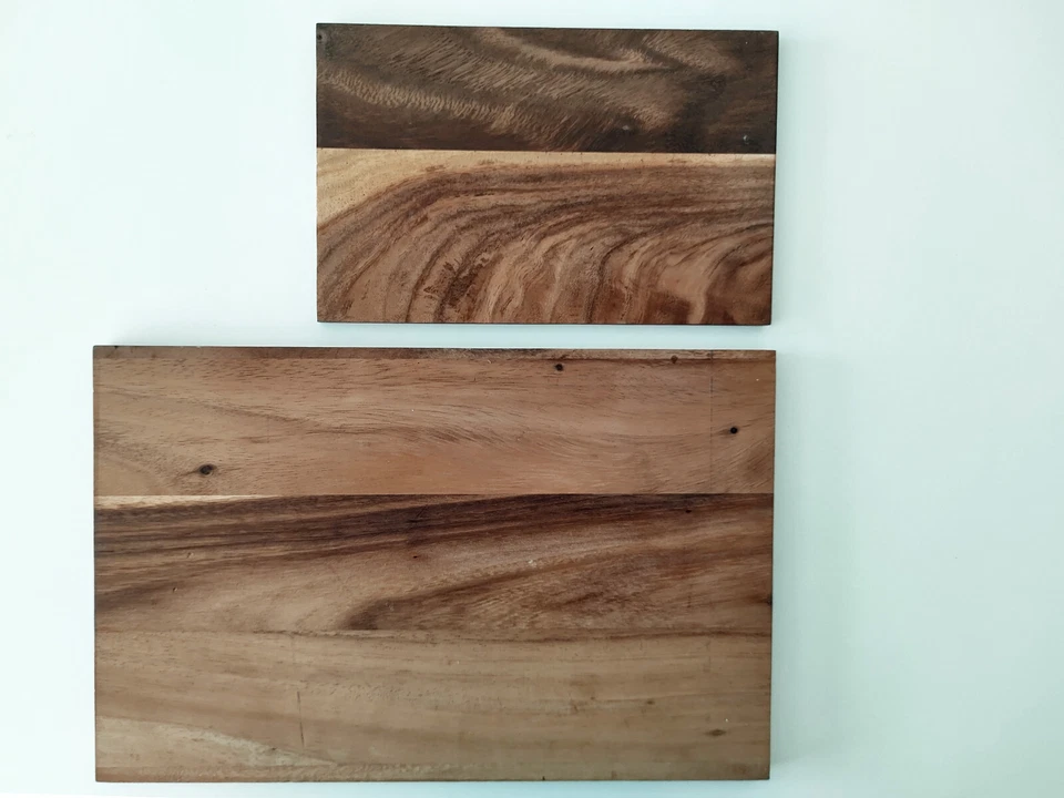 Holzbrett Schneidebrett Servierbrett 2 Stck Akazienholz Motiv gelasert Tischdeko - Bild 2 von 4