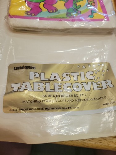 VTG Barney The Dinosaur & Baby Bop PLASTIC Table Cover 54" x 84" + napkins new - Picture 5 of 5