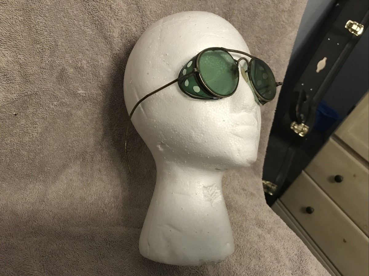 【超希少】1930's BAUSCH&LOMB - L ROUND Vintage Bausch and Lomb Safety Glasses steampunk 1940s mesh