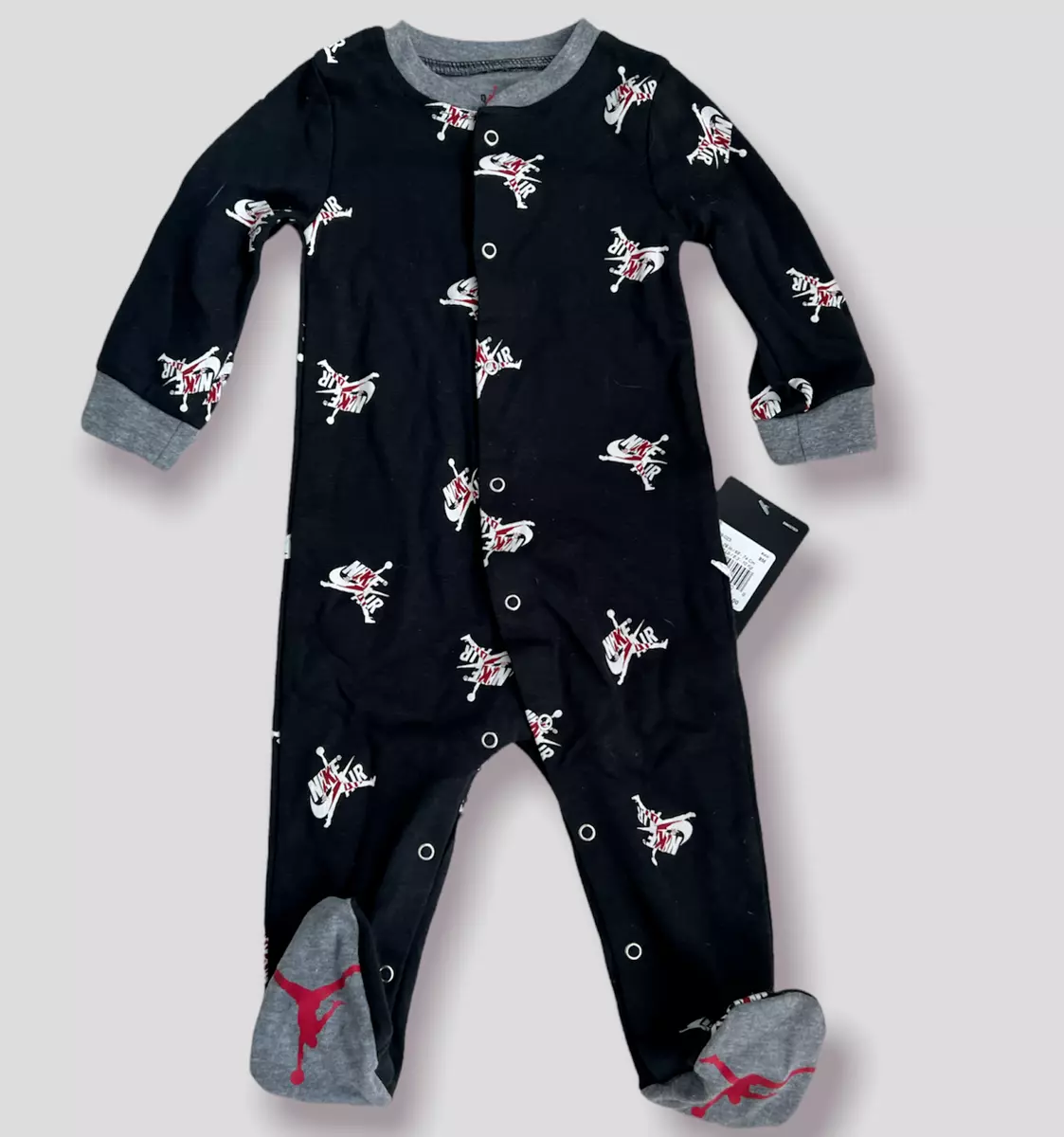 Nike baby deals sleepsuit