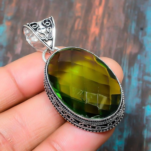 Ciondolo Gioielli Tsavorite, Peridot Pietra Pregiata Fatto a Mano 2,17