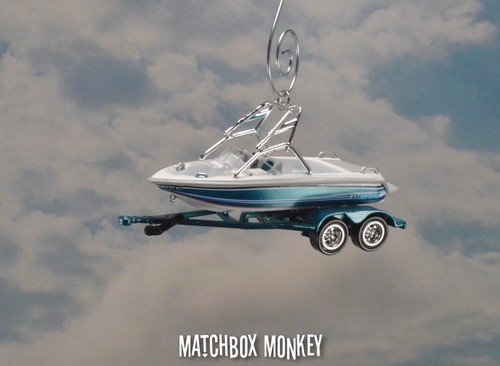Waterski Wakebord Boat Christmas Ornament Mastercraft Moomba Supra Water Ski - Picture 2 of 10