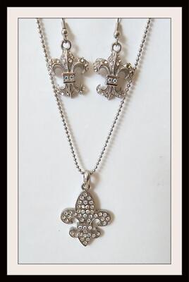 Crystal Fleur De Lis Pendant Necklace & Earrings Silver Plated  New