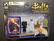 THE MASTER BUFFY THE VAMPIRE SLAYER PALz FIGURE  CARD