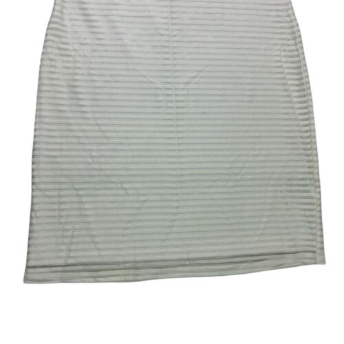 Vestido Anthropologie Silence + Noise Blanco Rayas Blanco Brillante En Capas Mini Med - Imagen 3 de 12