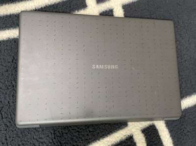 Samsung NP530XBB-K06US i5-7200U 8/256/2.5GHZ  Intel HD 620 13.3-inch BAD BATTERY