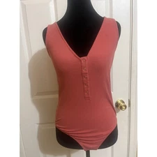  Evereve Pink Salmon Ribbed Snap Front Bodysuit XS Lagenlook Base Layer Top