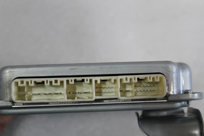 Módulo de control de dirección deportivo Lexus GS350 F 2014 tracción trasera 89181-30340 Foto 3 de 4