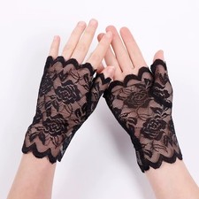 Ladies Short Lace Gloves Black