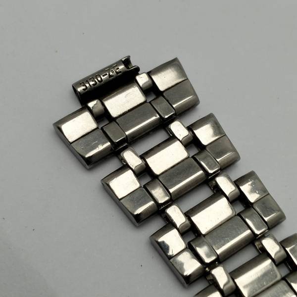 10 mm Seiko 3130-Z.E Rail Road Vintage Men's Watch Bracelet 10 mm Seiko 3130-Z.E Rail Road Vintage Men's Watch Bracelet