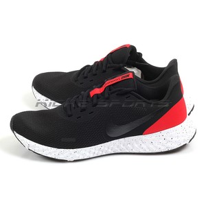 nike revolution 5 black and red