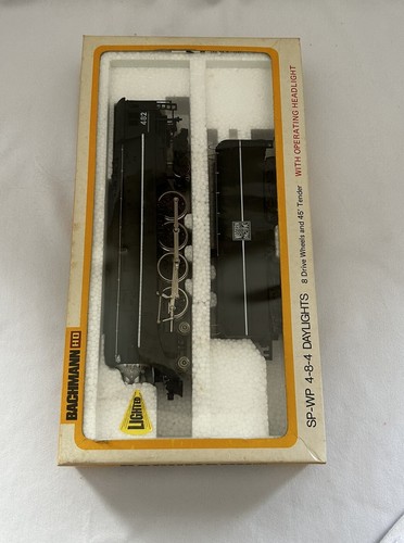Bachmann HO Scale 4-8-4 Daylight WESTERN PACIFIC In Box w/ Southern Pac Tender - Picture 2 of 18