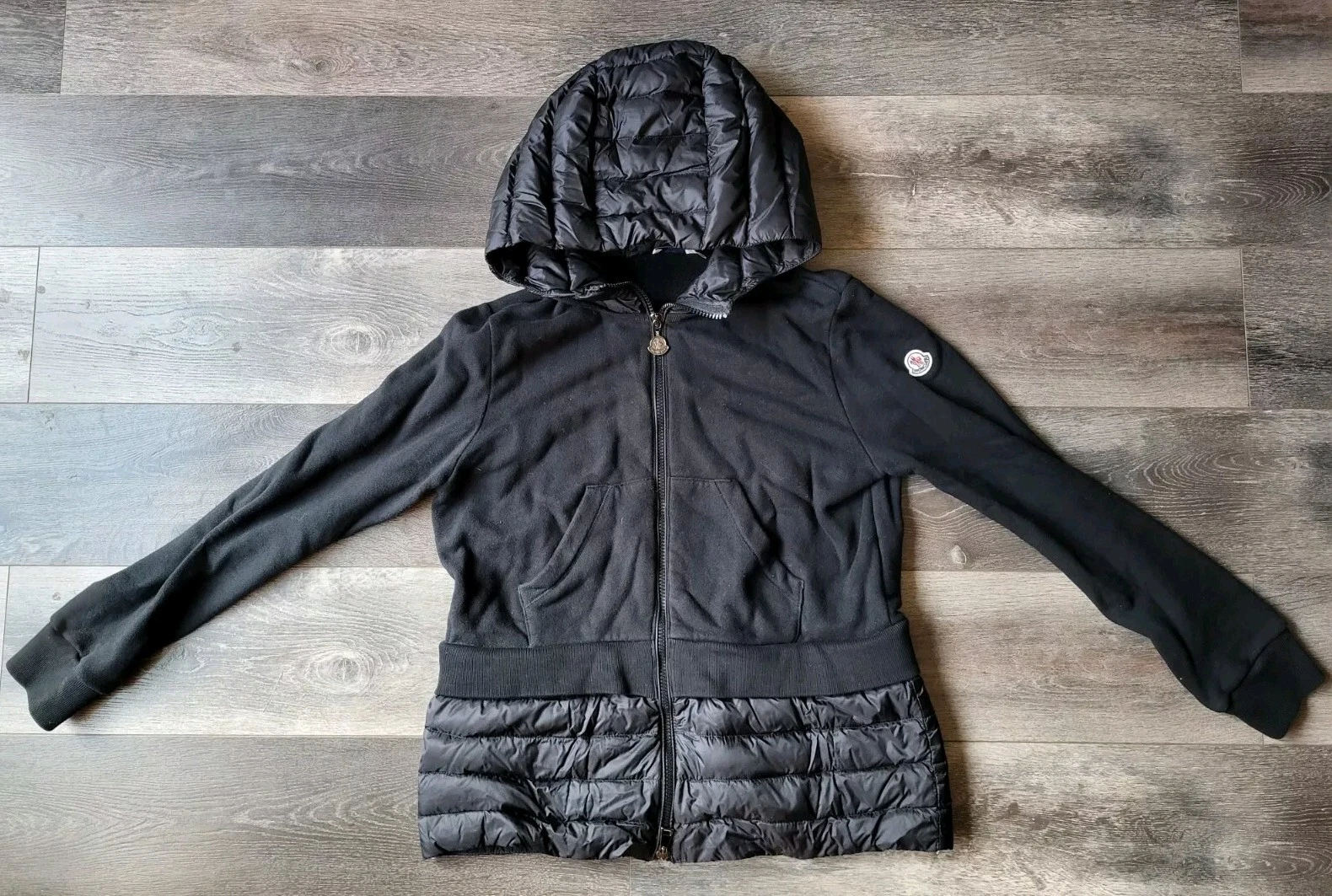 Moncler — Moncler Parka Maglia Cardigan Size Medium Black Hoodie Fas Black Winter Outdoor
