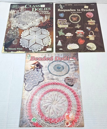 Set Of 7 Vintage Crochet Pattern Booklets For Doilies Table Runners Towel Topper - Picture 6 of 7