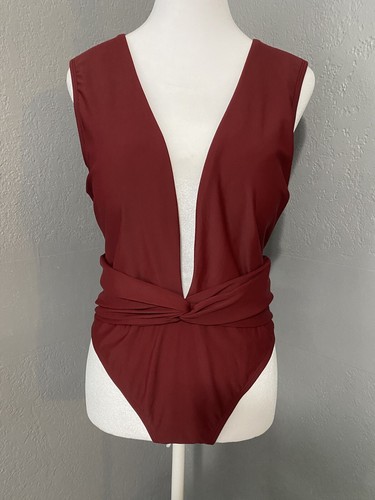 Cupshe One Piece swimsuit NEW XL Wild Romance plunging neck Red Open Back - Picture 6 of 15