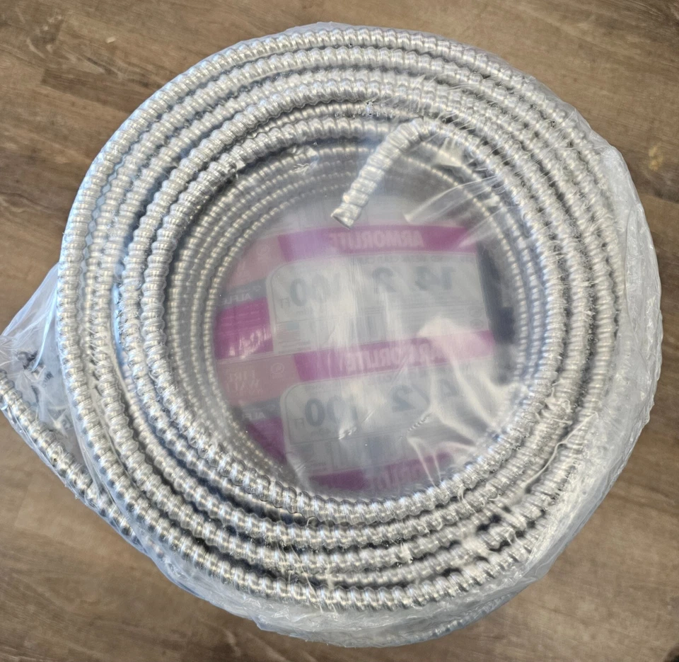 Cable Southwire Armorlite calibre 14 2 conductores STR CU THHN tipo MC 100 pies Foto 2 de 4