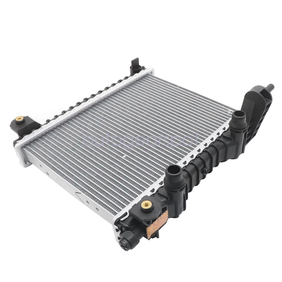 Radiador derecho con enfriador de aceite para 17-24 Alfa Romeo Giulia Stelvio 2,0 L 2,9 L Foto 4 de 4