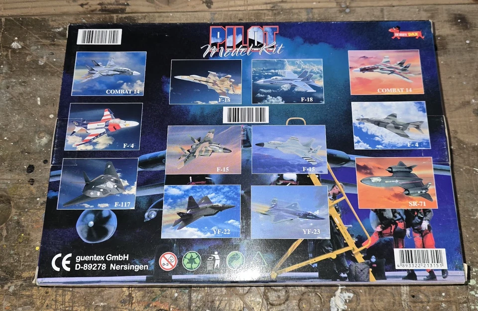 Maquette Avion New Ray Hobby Dax SR-71 Pilot Model Kit - Photo 2/2