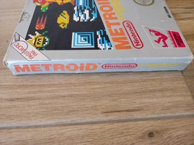 Metroid Nintendo NES Boxed PAL UK Version - Rare First Print with Grey Seal UKV