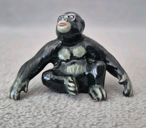Petit singe / gorille en céramique - Foto 2 di 20