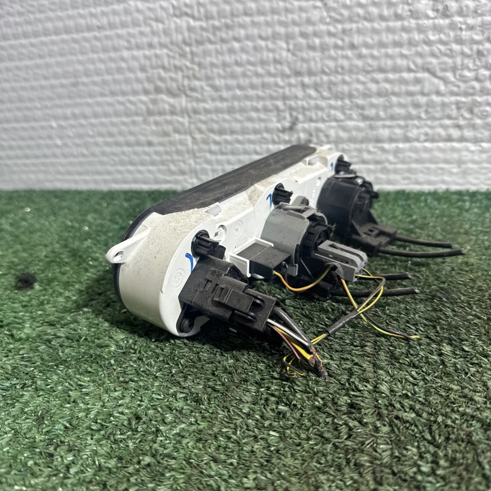 ПАНЕЛЬ УПРАВЛЕНИЯ ПЕРЕКЛЮЧАТЕЛЕМ НАГРЕВАТЕЛЯ FORD TRANS CONNECT MK1 2009 - 2013 9T16-18C419-AA - Изображение 2 из 4